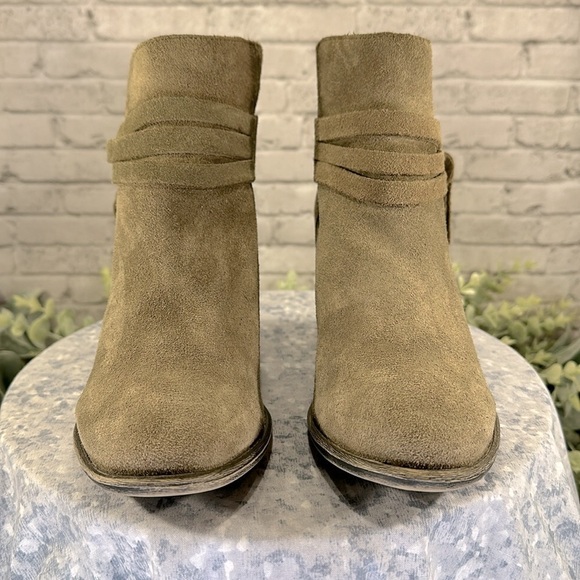 Sole Society “Maren” Tan Suede Round-Toe Western Fashion Booties WMS 8.5B🤎VGUC - Picture 2 of 12